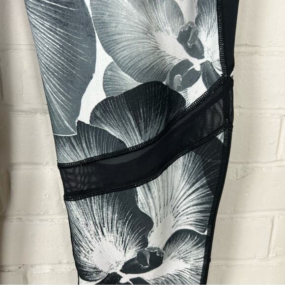 Calia by Carrie Underwood Dark Floral Mesh Athletic Leggings Size M - Picture 6 of 10
